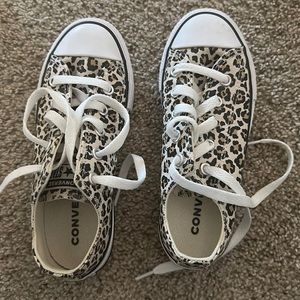 Converse all stars leopard print
